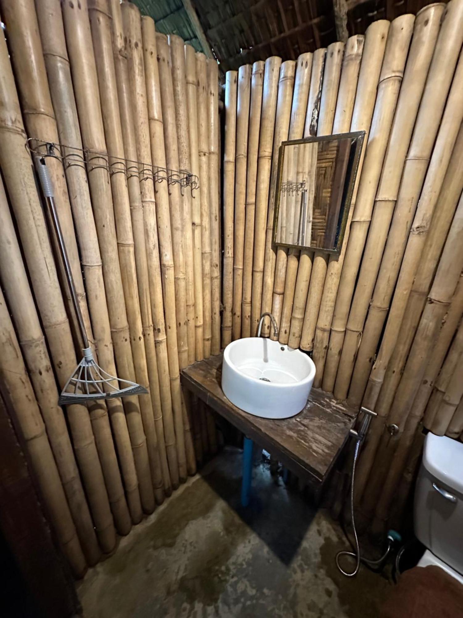 Phayam Garden Resort Koh Phayam Bagian luar foto